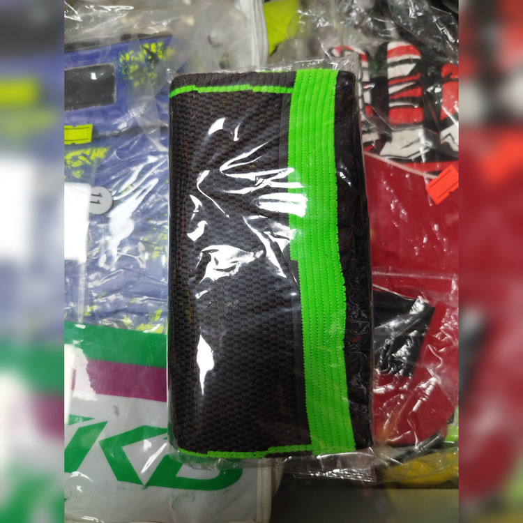 زانو بند طبی مشکی سبز c29040
