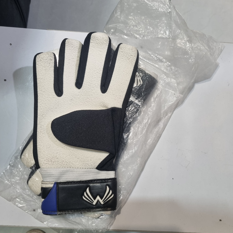 دستکش دروازهبانی لاتکسی مدل CB106 سایز ۸ پسرانه