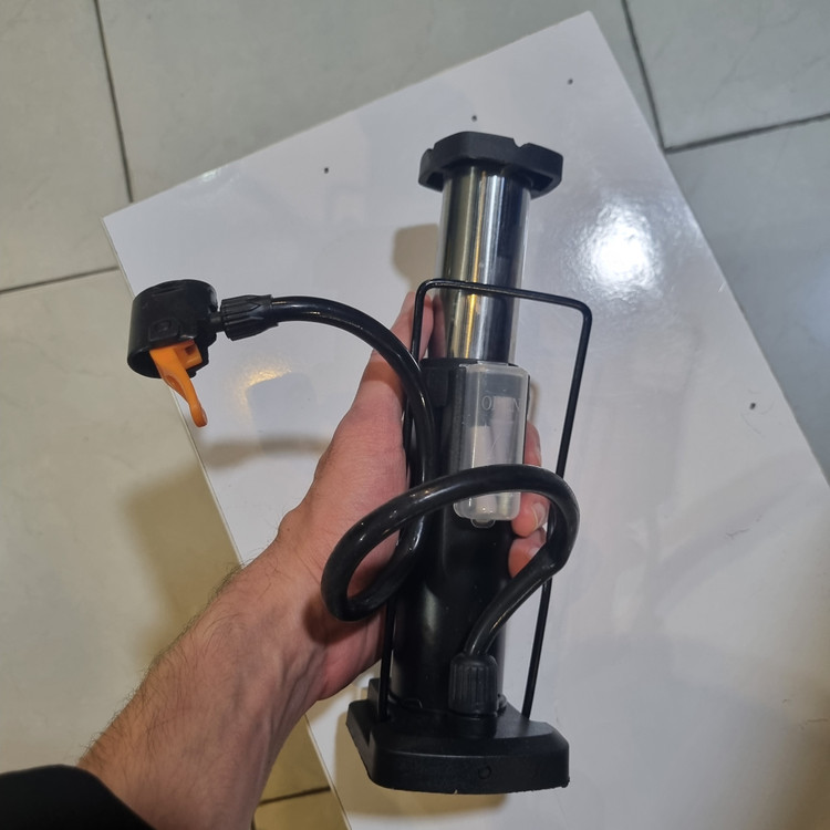 تلمبه پدالی چندمنظوره مدل CB1025 مناسب دوچرخه، موتور و انواع توپ