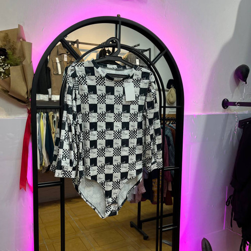 بادی زنانه مخمل دیور مدل MN1022 جنس درجهیک (سایز ۳۸ تا ۴۸)