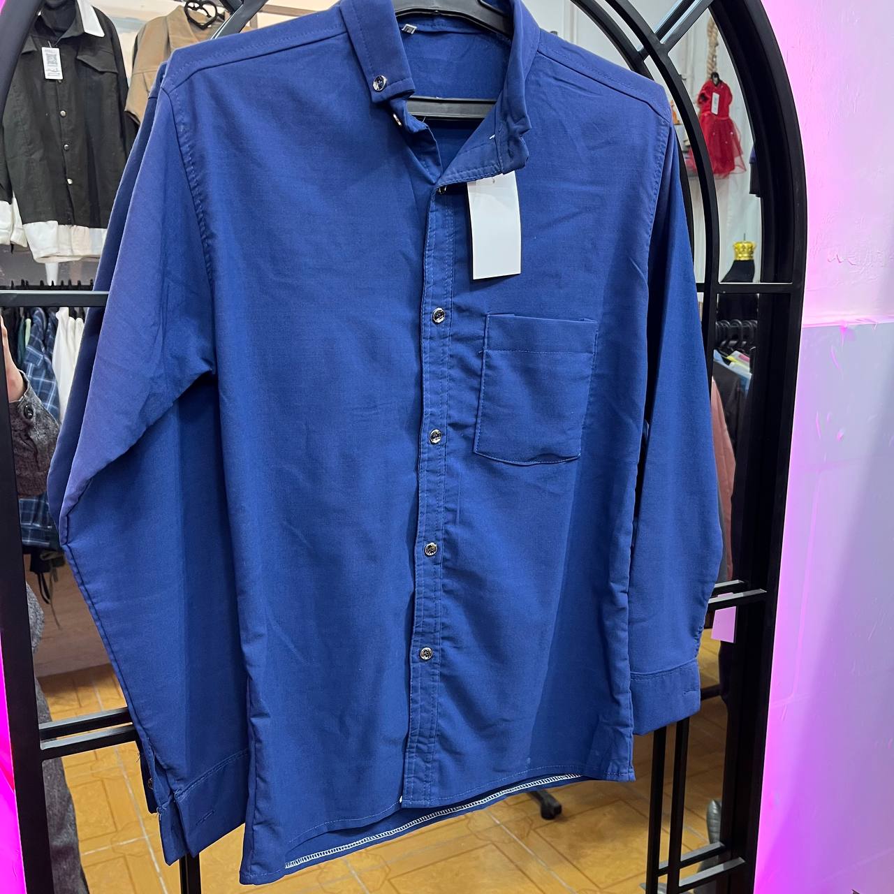 پیراهن زنانه آستین‌بلند یقه دکمه‌ای سایز L جنس گیاهی مدل MN1033