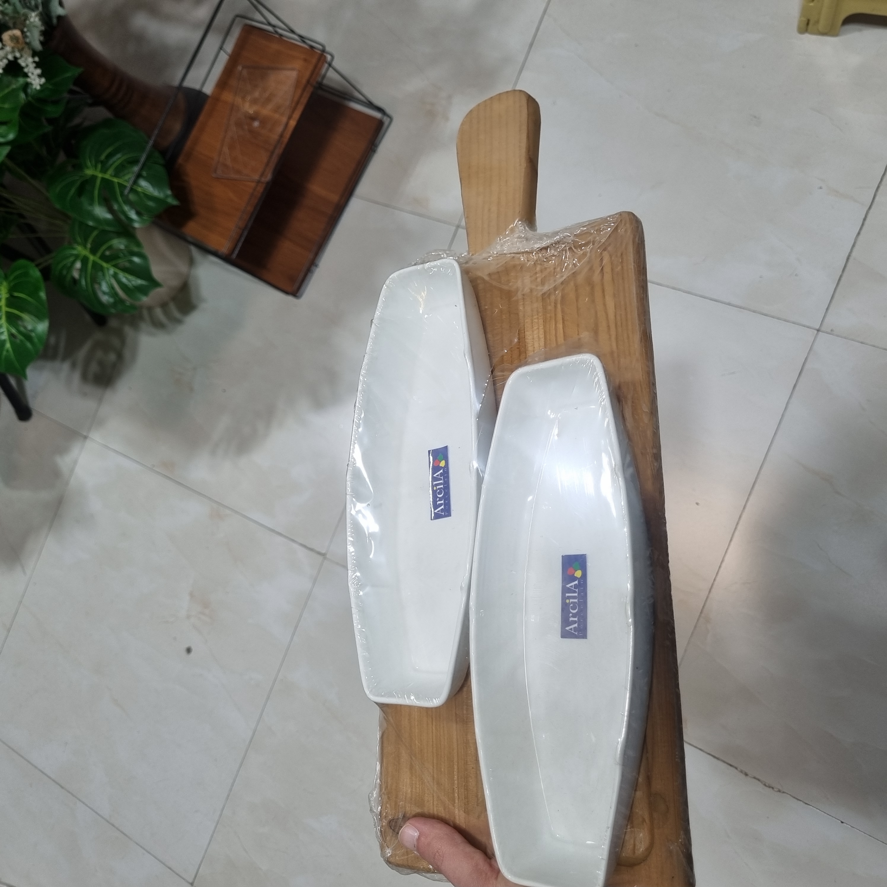 ست اردورخوری سرامیکی پایه چوبی آرکیلا مدل CN1010