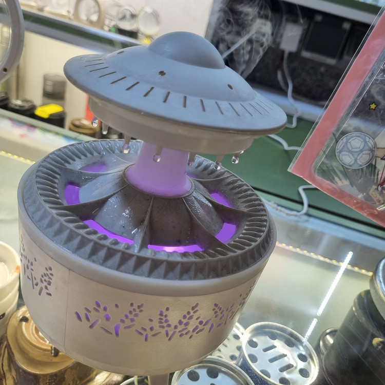 دستگاه بخور و معطرکننده برقی رقص نور کد CN1017