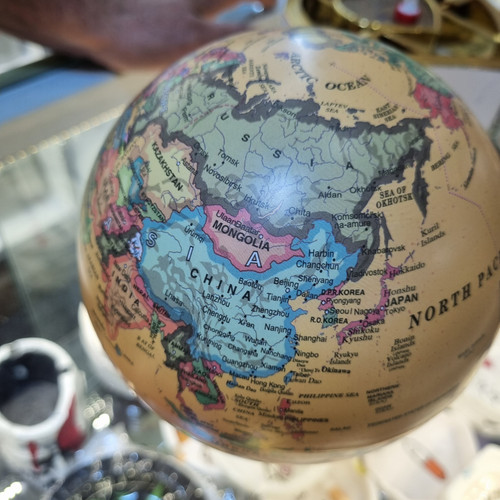 گوی دکوری چرخان باطریخور کد CN1018