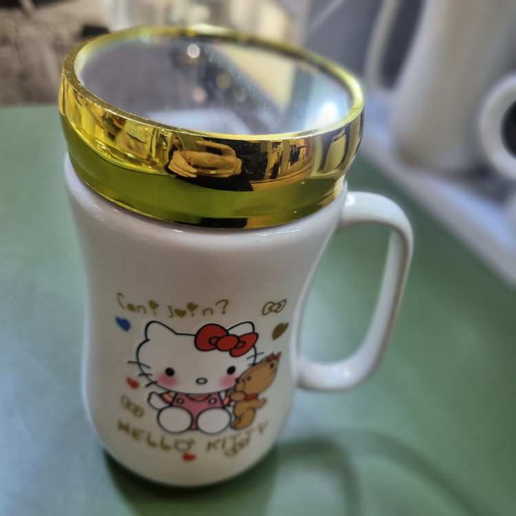 ماگ دکوری درب آینهای طرح Hello Kitty کد CN1028