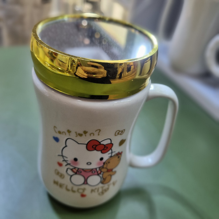 ماگ دکوری درب آینهای طرح Hello Kitty کد CN1028