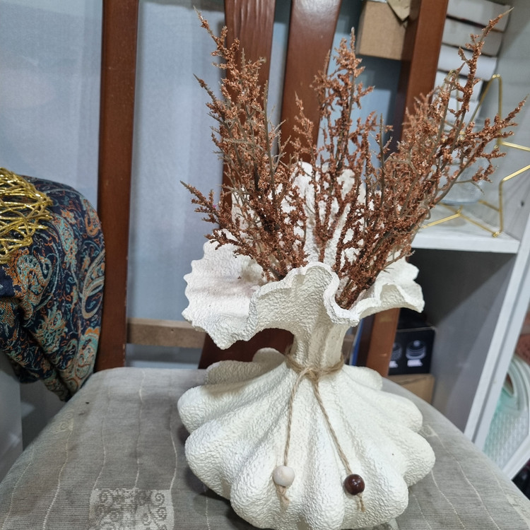 گلدان لب دالبوری کد BM104