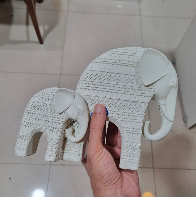 مجسمه فیل چسبیده کد BM109