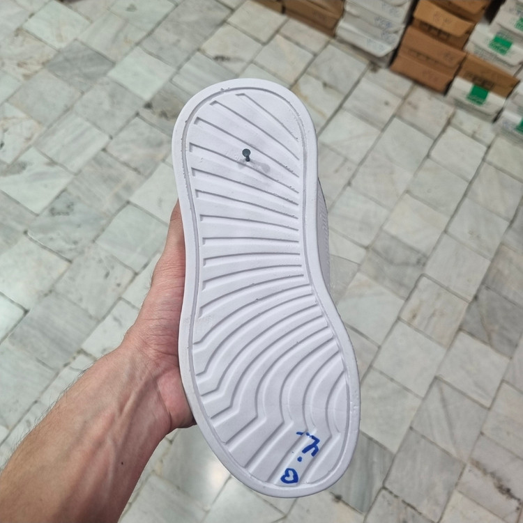 کفش طرح پاپیونی ونس زنانه بندی مشکی سفید کد BB1019