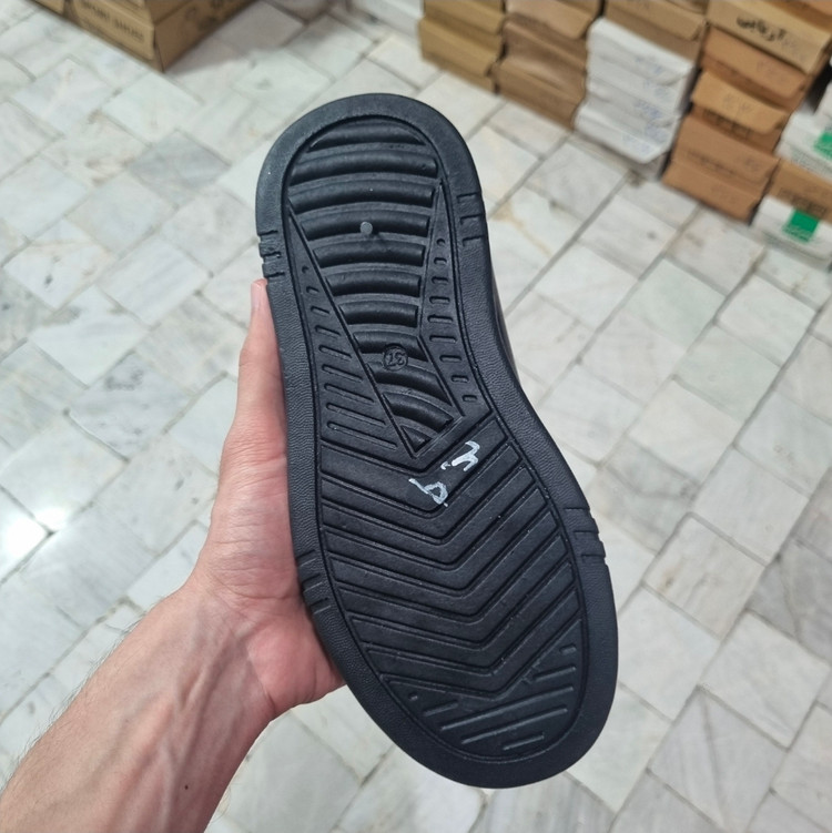 کفش طرح زنجیری ونس مشکی زنانه بندی کد BB1020