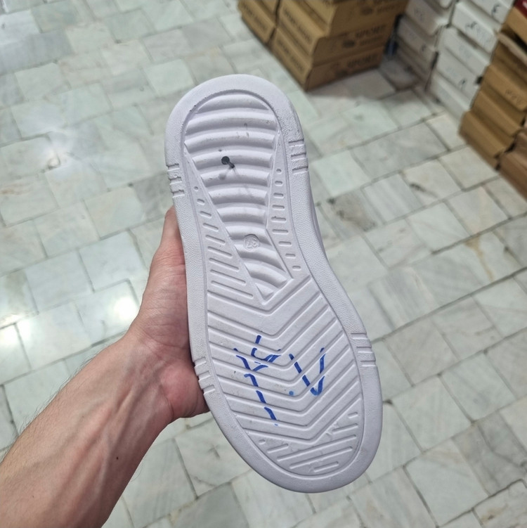 کفش طرح زنجیری ونس سفید آبی زنانه بندی کد BB102۱