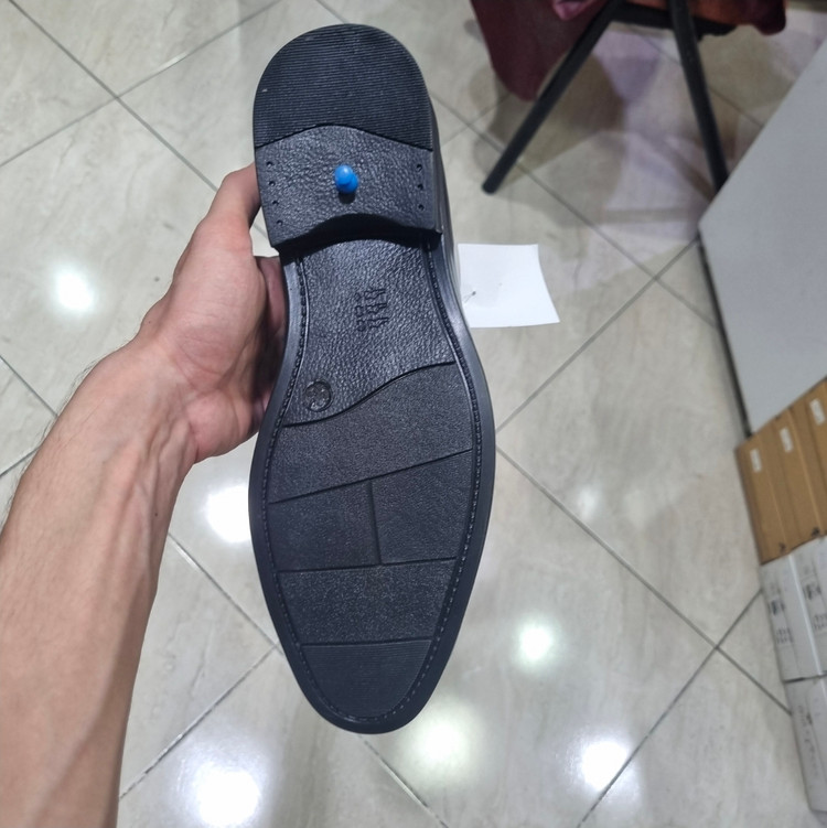 کفش ورنی مشکی چرم براق کد BJ107