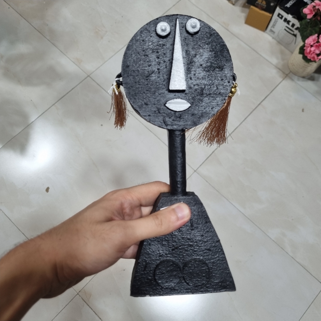 مجسمه آدمک مشکی کد BN109