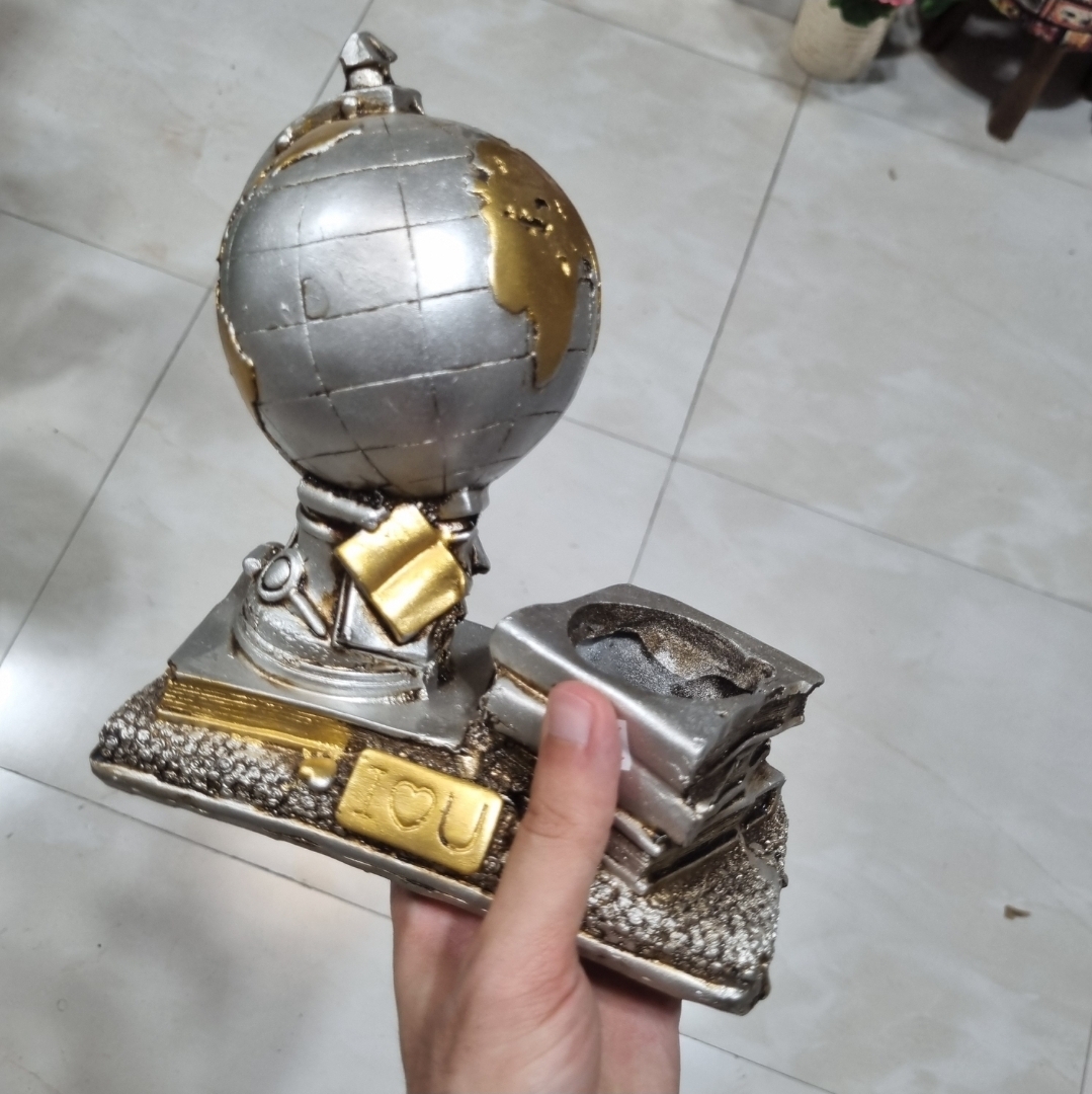 مجسمه و جاقلمی طرح کره زمین کد BN1010
